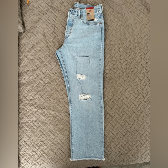 levis 501 high rise straight leg cropped jean - Picture 4 of 10